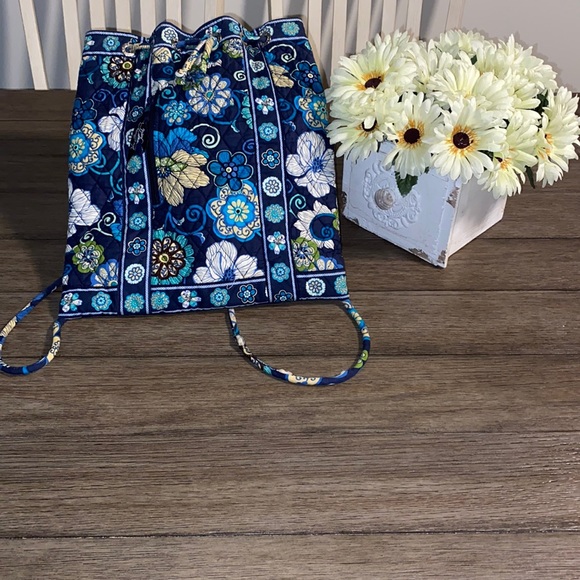 Vera Bradley Handbags - Vera Bradley paisley synch backpack